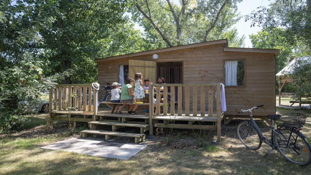 Camping à la ferme La Guyonnière - family extérieur 4